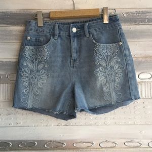100% cotton embroidered jean shorts